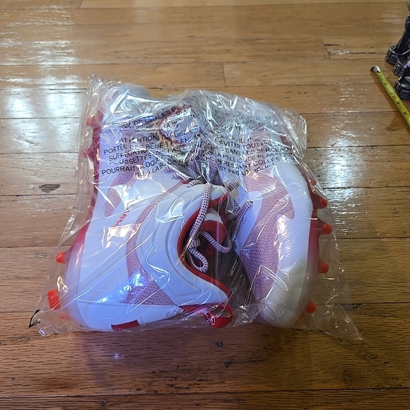 NIP Lacrosse Cleats Under Armour Command MC Mid Red & White  Men's 12 - Picture 11 of 11